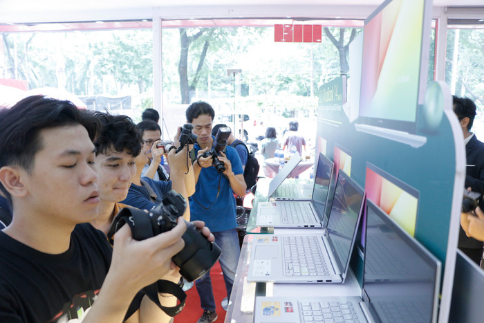 Asus VivoBook 14 (M413) chính thức lên kệ tại Việt Nam Ảnh 19