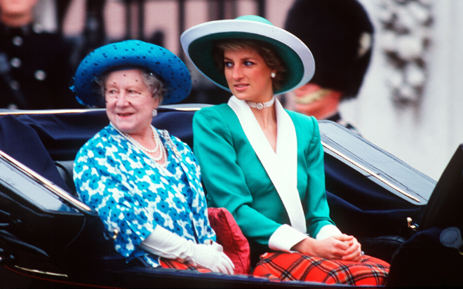 Mối quan hệ căng thẳng giữa Nữ hoàng Elizabeth II và cố Công nương Diana Ảnh 2