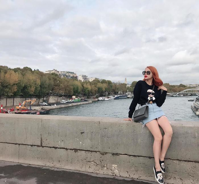 Hoa hậu Hương Giang sở hữu tủ giày lười đồ sộ, đắt đỏ từ những thương hiệu khác nhau&nbsp;