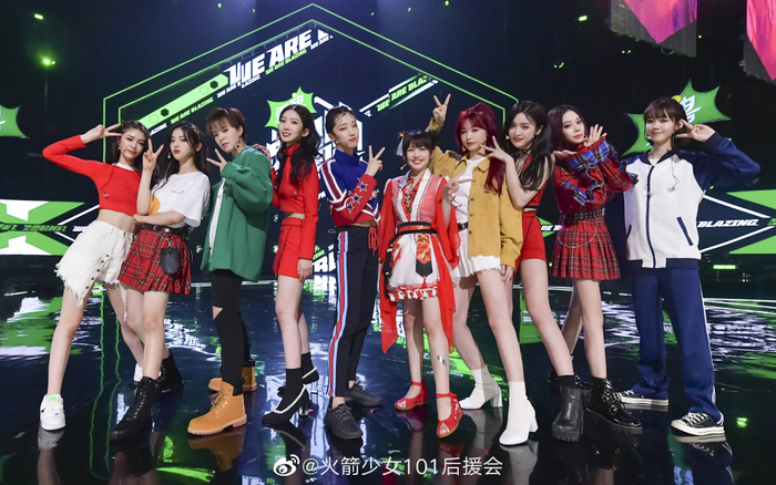 Sân khấu cuối cùng của Rocket Girls 101: Cùng mặc lại trang phục đầu tiên khi đến 'Sáng tạo 101' Ảnh 2