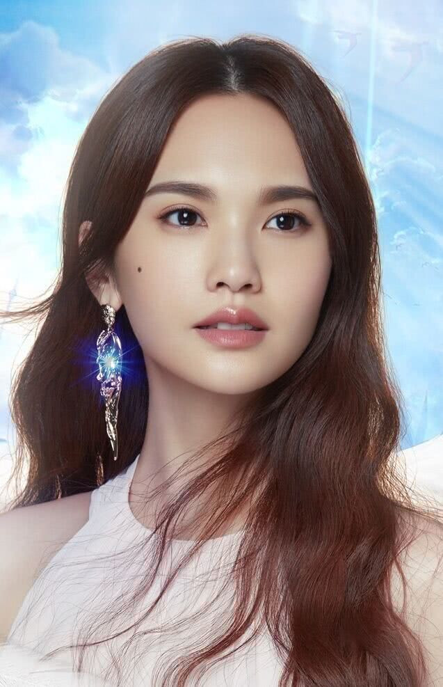 Dương Thừa Lâm đăng video cầu hôn, dân mạng chú ý đến cách ăn mặc của Lý Vinh Hạo Ảnh 5