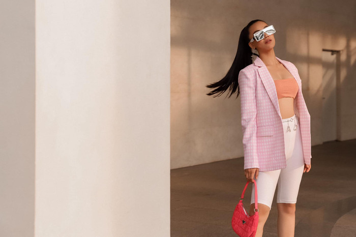 H'Hen Niê biến hóa với layout tóc mới, make-up 'chuẩn' tây đẹp xuất thần khiến fan mê mệt Ảnh 16