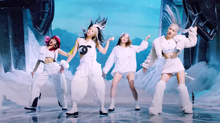 BlackPink trong MV How You Like That.