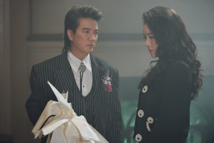 Đàm Vĩnh Hưng tung MV mới gay cấn như phim hành động nhưng lại bị bắt lỗi vì 'hạt sạn' xuyên không này... Ảnh 9