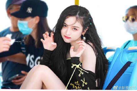 Kim Tử Hàm - Ngô Tuyên Nghi: Hai đại mỹ nhân của nhà Yuehua hội tụ, nhan sắc một chín một mười Ảnh 17