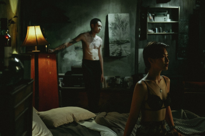 MV mới của Khả Ngân có gì hay mà Isaac, Diệu Nhi, Bảo Thy,... đồng loạt chia sẻ rầm rộ thế này? Ảnh 9