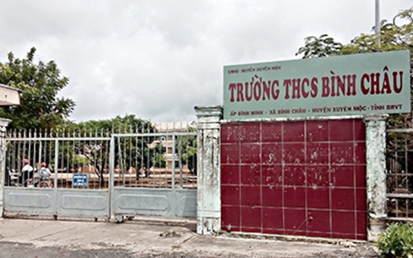 Nữ sinh lớp 7 bị bạn đánh hội đồng trong lớp Ảnh 2