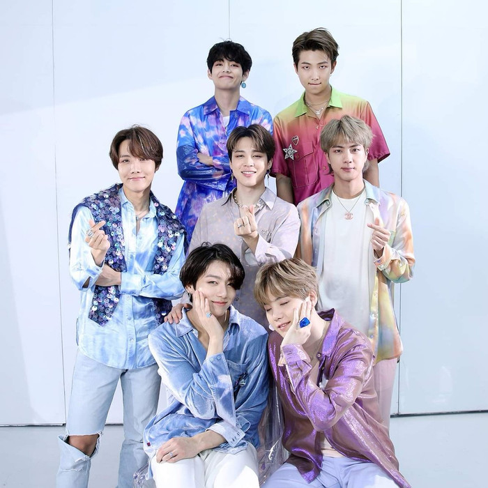 Fan đã rất vui mừng với thành tích mới của BTS.