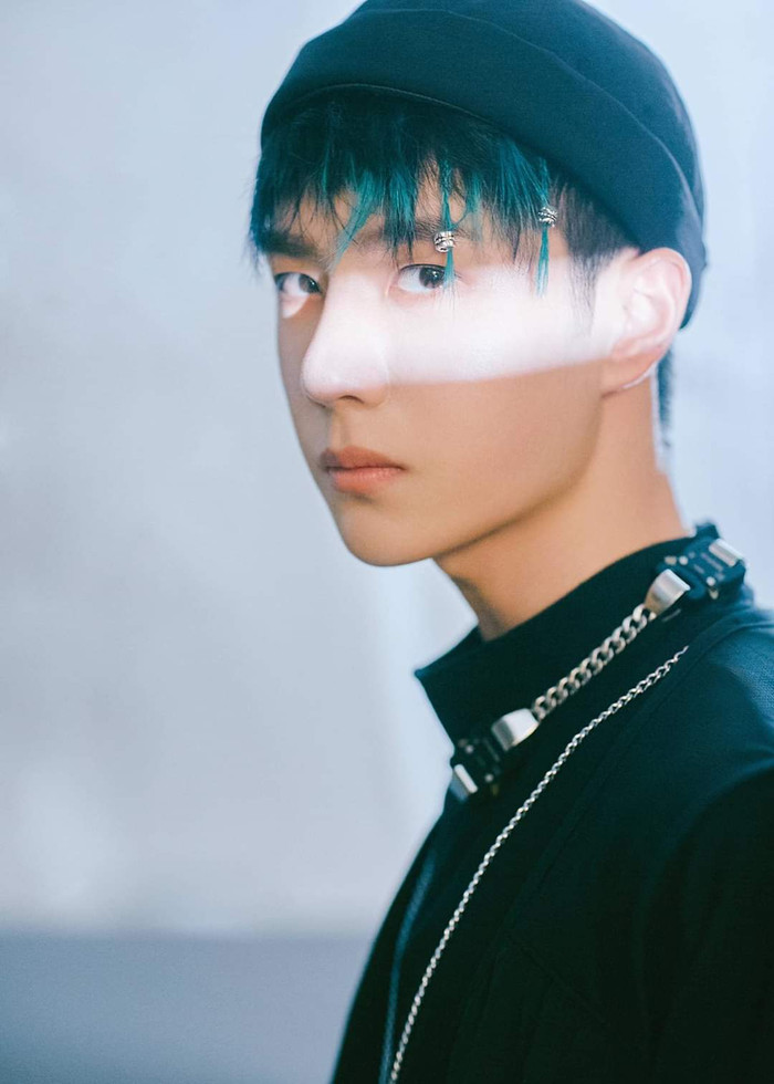 Street dance of China mùa 3 sắp mở màn vào 13/7: Vương Nhất Bác tạo hình 'chú két xanh' mà vẫn ngầu không thể tả Ảnh 14