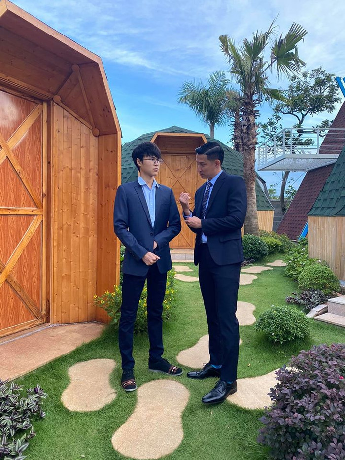 Điểm danh hội 'cậu ấm, cô chiêu' nhà sao Việt sở hữu đôi chân dài miên man Ảnh 4