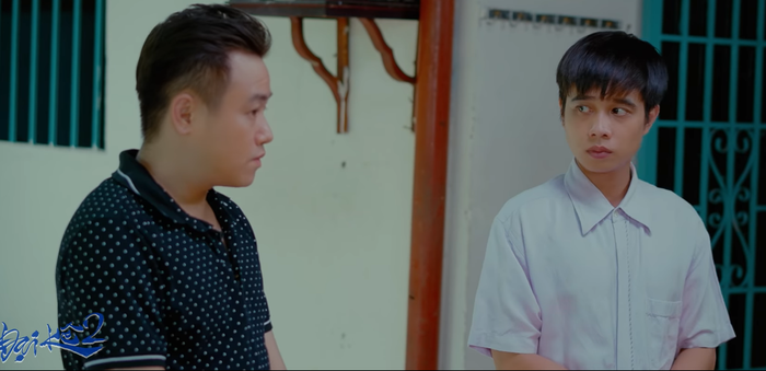Mở màn 'Đại Kê chạy đi' phần 2: Mẹ con Đại Kê 'ê chề' bị ông Sơn đuổi về xóm gà Ảnh 10