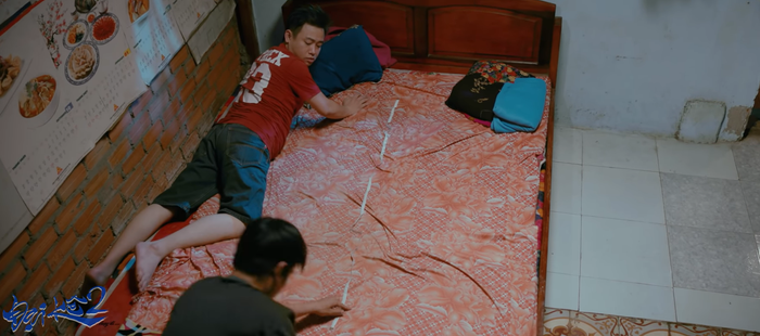 Mở màn 'Đại Kê chạy đi' phần 2: Mẹ con Đại Kê 'ê chề' bị ông Sơn đuổi về xóm gà Ảnh 21