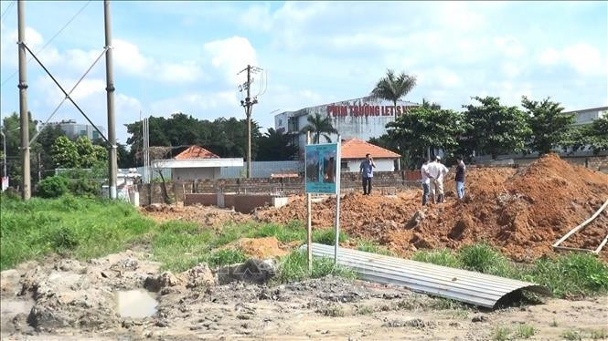 Khu vực xảy ra sự cố khiến toàn bộ TP. Thủ Dầu Một bị mất điện trong đêm. Ảnh: TTXVN