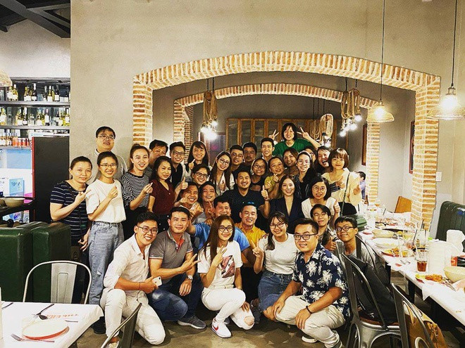 Khoe ảnh ngọt ngào bên Phillip Nguyễn, Linh Rin tiết lộ bạn trai bị 'lây' tính cách này từ cô nàng Ảnh 9