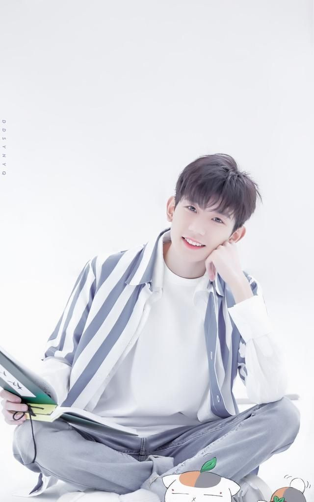 Vương Nguyên bị hỏi vấn đề tình cảm trong phỏng vấn 'Tuổi 20, xin trả lời’ Ảnh 10