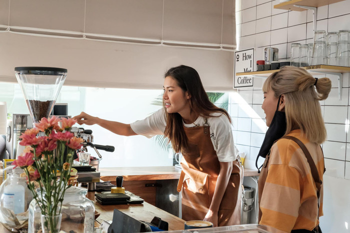 Minh Tú 'khoe' nhan sắc xinh đẹp dù tăng cân khi kẹt lại Bali 4 tháng liên tiếp Ảnh 8