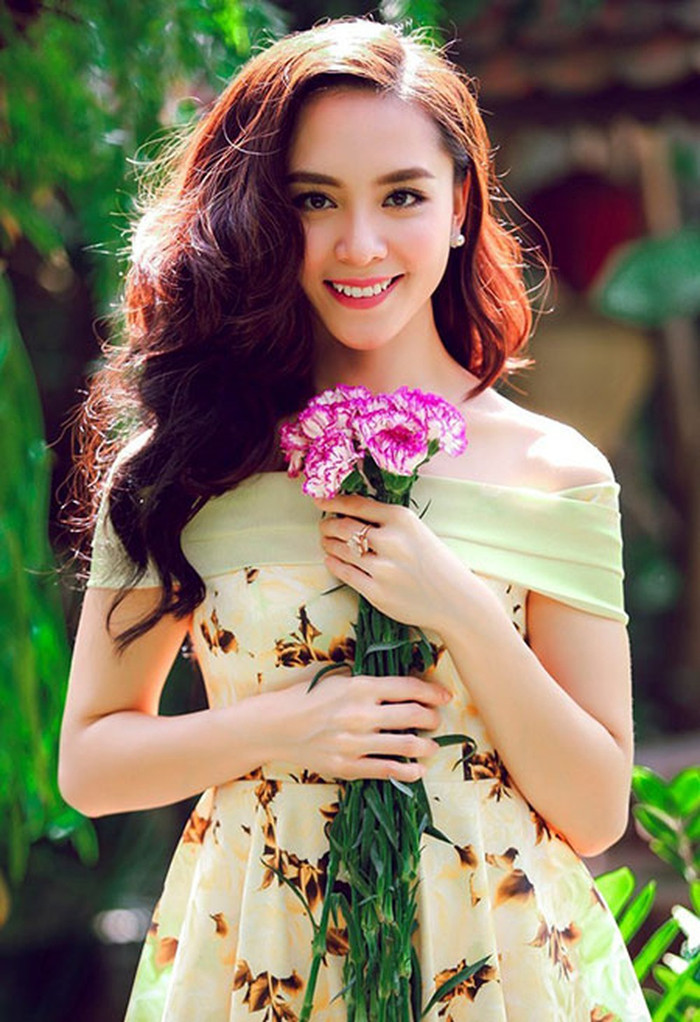 Lần đầu tiên trong lịch sử có một á hậu Hoa hậu Hoàn vũ Việt Nam lại đi chinh chiến tại Miss World. Dương Trương Thiên Lý để lại nhiều tiếc nuối khi cơ hội in-top bỗng nhiên không cánh mà bay trước đêm chung kết Miss World 2008.