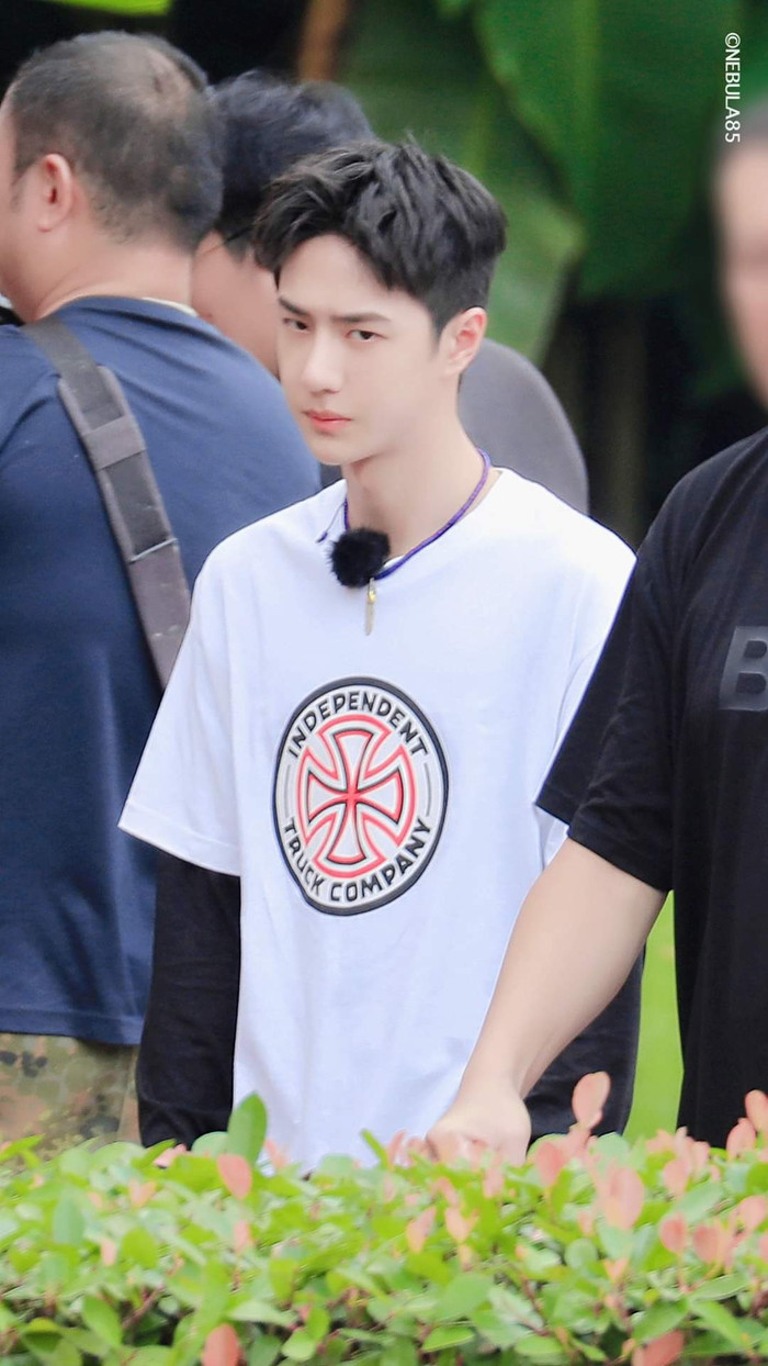 Vương Nhất Bác ghi hình Thiên thiên hướng thượng 12/7: 'Thánh' lia camera là đây chứ đâu! Ảnh 12