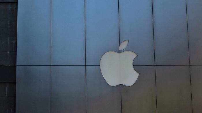 Thị trường smartphone Ấn Độ rất tiềm năng song lại đang thuộc về tay của các thương hiệu giá rẻ như Xiaomi. Ảnh: WSJ