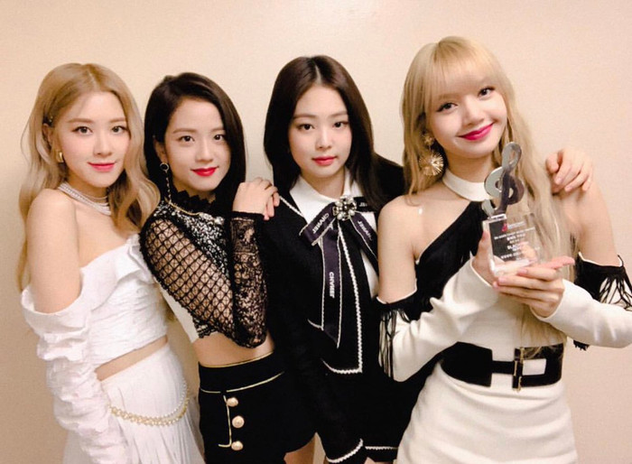 Blackpink bỗng trở thành 'con ghẻ quốc tế' với sai lầm này, Knet nói gì? Ảnh 5