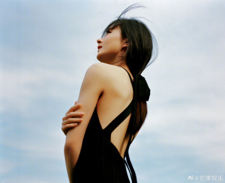 Triệu Lệ Dĩnh có thật đã 32 tuổi khi xuất hiện với tạo hình trẻ trung như thiếu nữ? Ảnh 16