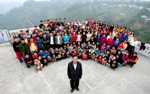 Gia đình hạnh phúc của người đàn ông có 39 vợ, 94 con và 33 cháu Ảnh 2
