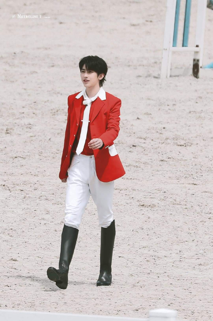 Thái Từ Khôn trong Keep Running vào 13/7: Hoá hoàng tử điển trai dù vòng ba bị chê nhỏ Ảnh 16