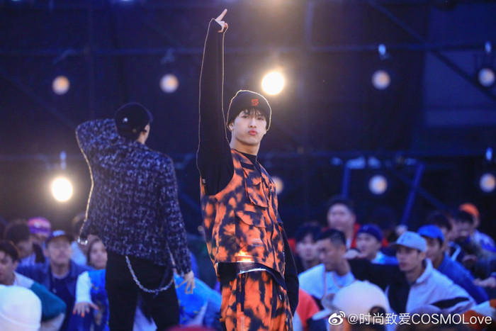 Jackson Wang khiến fan trong và ngoài nước 'la hét' vì thân hình hoàn hảo cùng cơ răng trước đầy thu hút Ảnh 7