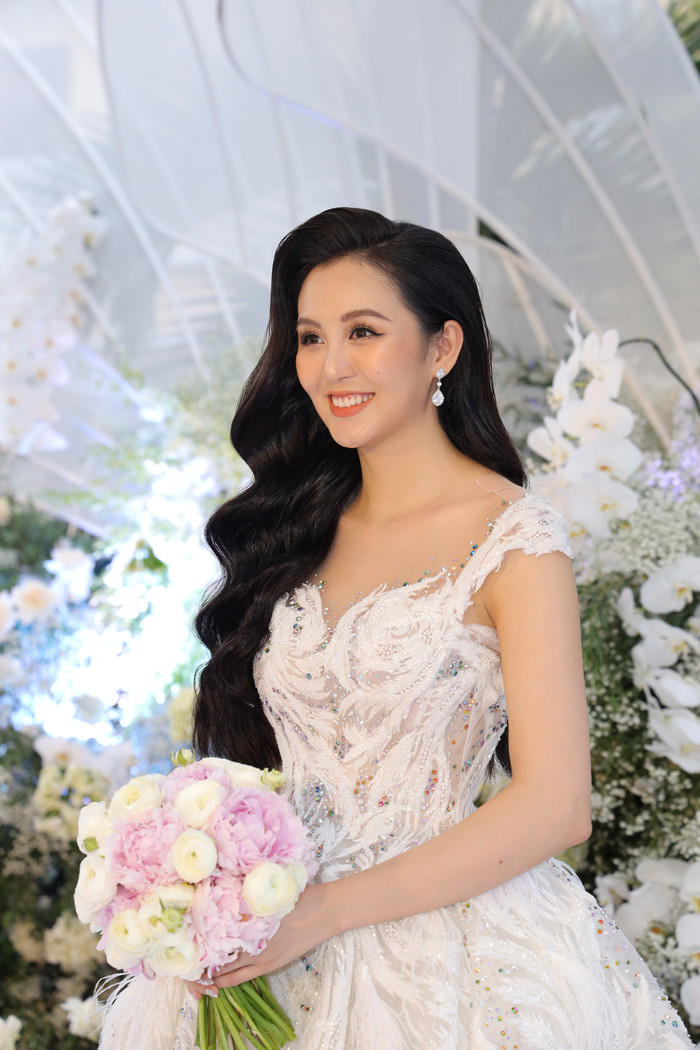 Hoa khôi Hải Yến gây xôn xao với đám cưới lớn nhất trong một thập kỉ qua tại Miền Tây Nam Bộ Ảnh 7