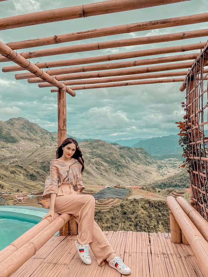 Dù bị đưa vào thế khó, nhưng Hương Giang đã cho ra một cái kết hả hê, đẹp xĩu.