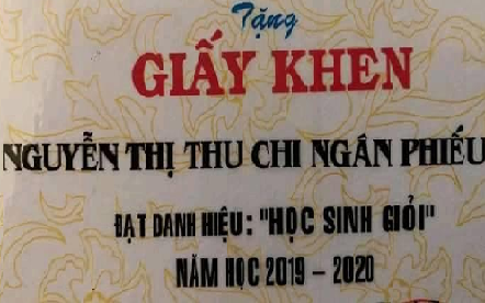 Cái tên đặc biệt của nữ sinh in trên tấm giấy khen 'học sinh giỏi' khiến CĐM tranh cãi Ảnh 2