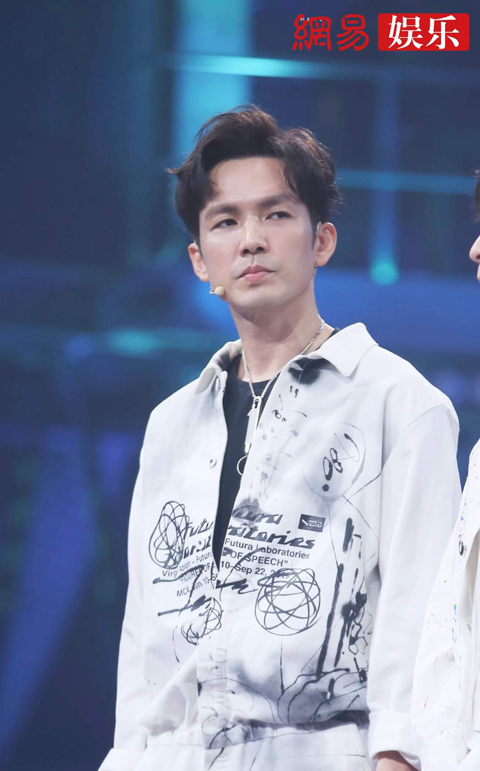 Chung Hán Lương 46 tuổi mà vẫn trẻ trung không kém Vương Nhất Bác, Trương Nghệ Hưng, Vương Gia Nhĩ trong Street Dance of China 3 Ảnh 22