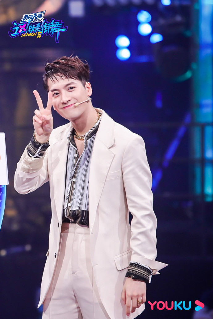 'Bước nhảy đường phố 3': 4 đội trưởng không ai nhượng bộ ai, tên nhóm nào cũng ngầu Ảnh 22