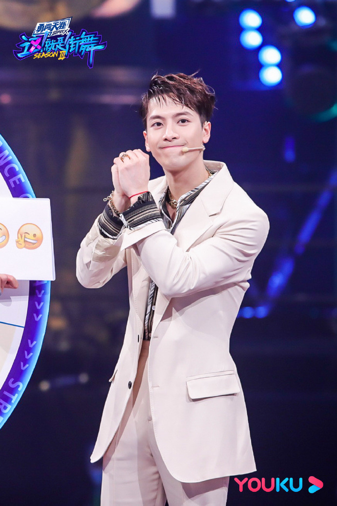 'Bước nhảy đường phố 3': 4 đội trưởng không ai nhượng bộ ai, tên nhóm nào cũng ngầu Ảnh 23