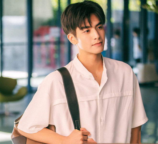 18 sao nam Hoa ngữ xuất thần trong đồng phục học sinh: Ai khiến bạn nhớ đến 'chàng trai bàn bên'? Ảnh 104