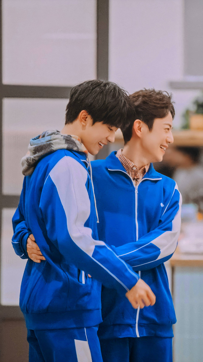 Dịch Dương Thiên Tỉ.