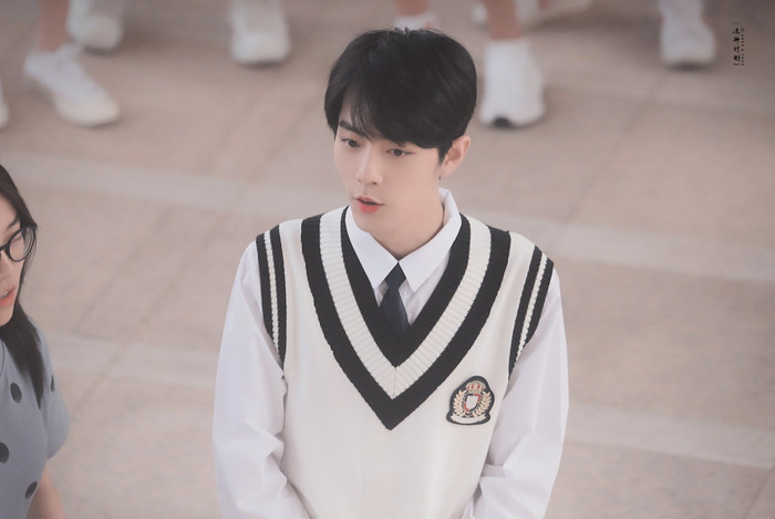 18 sao nam Hoa ngữ xuất thần trong đồng phục học sinh: Ai khiến bạn nhớ đến 'chàng trai bàn bên'? Ảnh 14