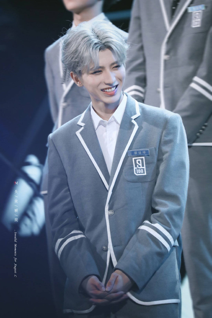 18 sao nam Hoa ngữ xuất thần trong đồng phục học sinh: Ai khiến bạn nhớ đến 'chàng trai bàn bên'? Ảnh 42