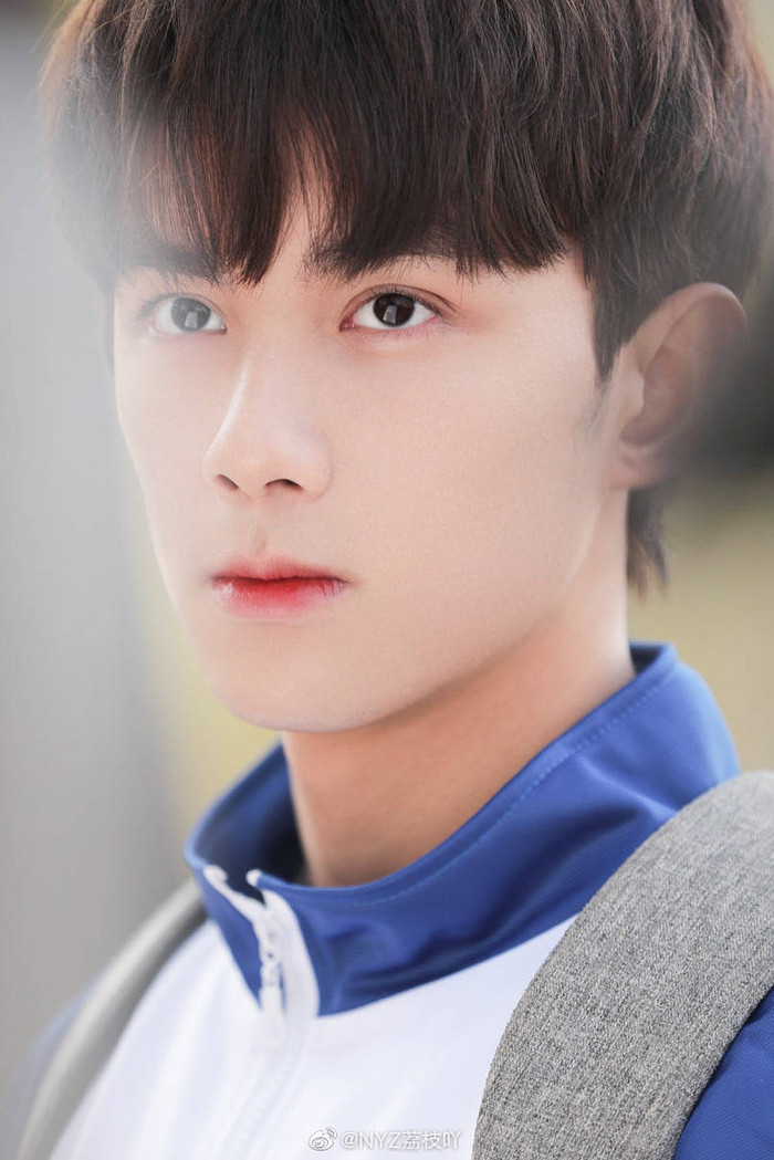 18 sao nam Hoa ngữ xuất thần trong đồng phục học sinh: Ai khiến bạn nhớ đến 'chàng trai bàn bên'? Ảnh 62