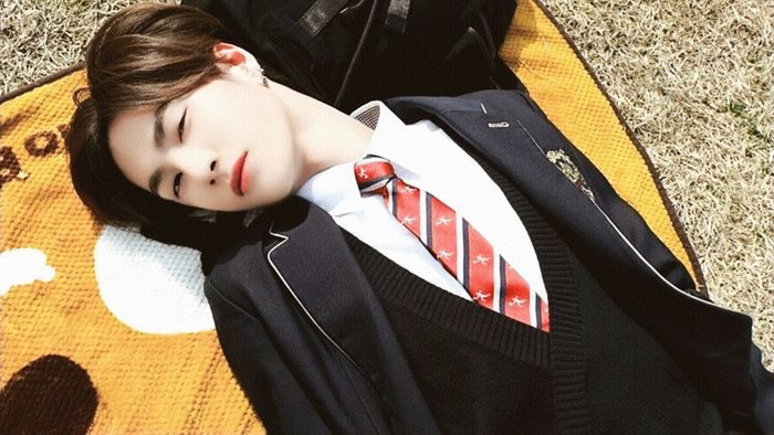 Vương Nhất Bác.