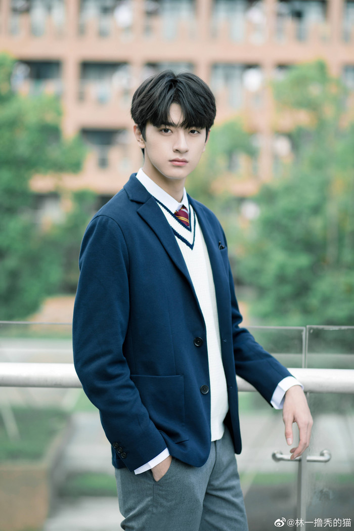 18 sao nam Hoa ngữ xuất thần trong đồng phục học sinh: Ai khiến bạn nhớ đến 'chàng trai bàn bên'? Ảnh 70