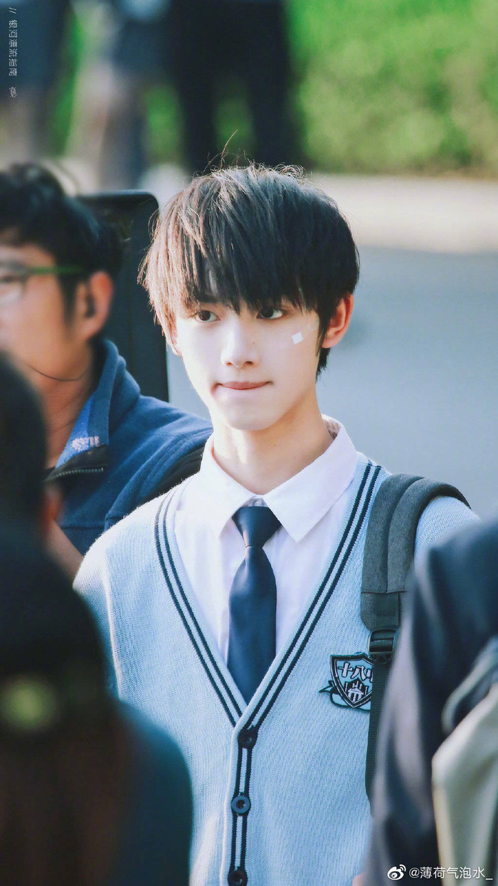 18 sao nam Hoa ngữ xuất thần trong đồng phục học sinh: Ai khiến bạn nhớ đến 'chàng trai bàn bên'? Ảnh 4