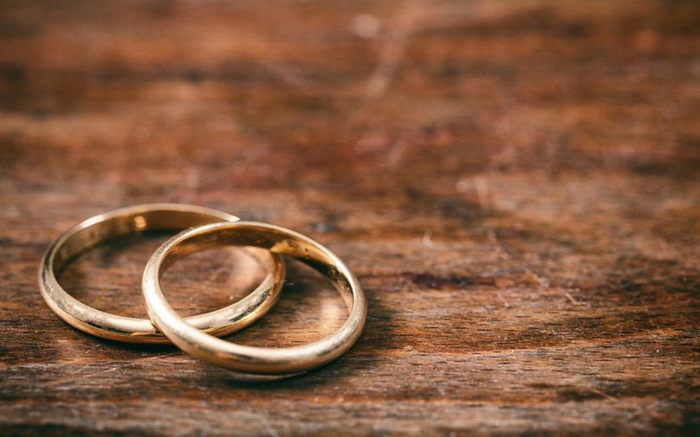 Bé gái 12 tuổi làm vợ tư của gã đàn ông hơn 33 tuổi để được trả học phí Ảnh 2