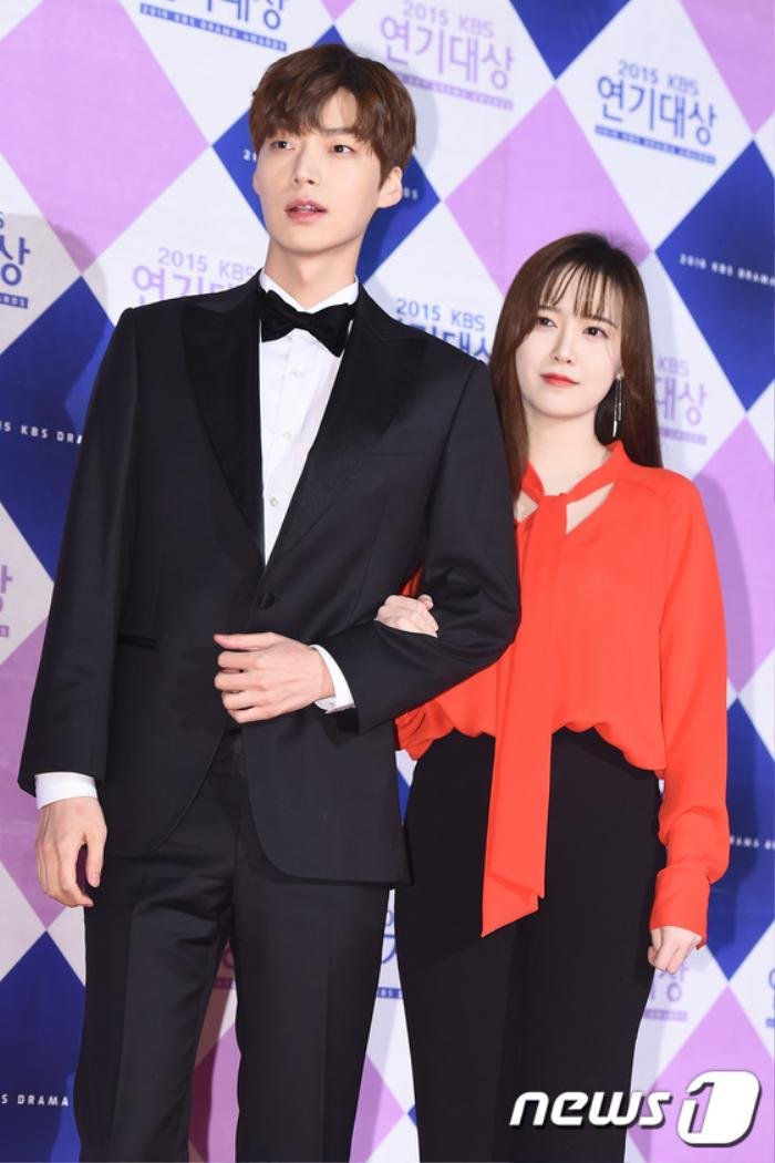 Goo Hye Sun - Ahn Jae Hyun ra tòa ly hôn hôm nay (15/07): Kiện tụng, bồi thường và phân chia tài sản, ai sẽ thắng? Ảnh 7