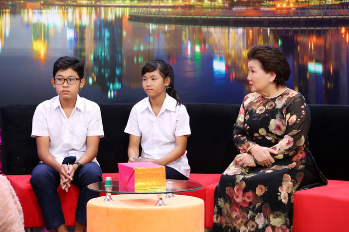 Bị ba mẹ bỏ rơi, hai bé 14 tuổi không có giấy khai sinh khát khao được đến trường Ảnh 9