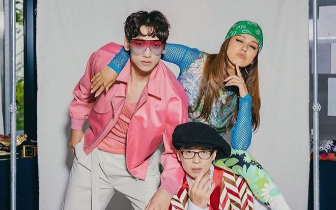 Không đợi lâu thêm nữa, tân binh khủng long SSAK3 (Lee Hyori, Yoo Jae Suk, Rain) chính thức ra mắt Teaser đầu tiên cho MV Once Again This Beach Ảnh 2