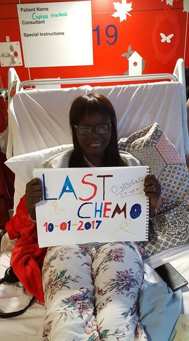 Nghị lực sống phi thường của cô gái ung thư xương bị biến dạng mặt Ảnh 8