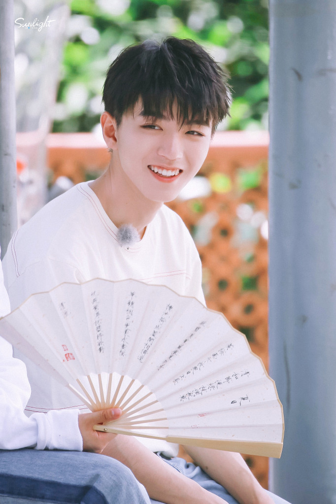 Rút kinh nghiệm từ Vương Nguyên, fan lo lắng nếu Vương Tuấn Khải và Dương Siêu Việt ghi hình chung ngày trong Nhà Hàng Trung Hoa 4’ ? Ảnh 12