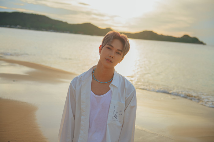 JSol và Han Sara 'tình bể bình' trong MV Hiếm có khó tìm: Sản phẩm chống chỉ định dành cho hội... ế kinh niên Ảnh 11