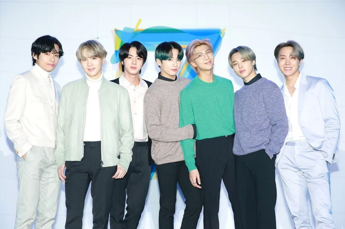 Album tiếng Nhật thứ 4 đạt doanh số khủng trên Oricon, BTS chỉ về sau huyền thoại âm nhạc Michael Jackson Ảnh 4